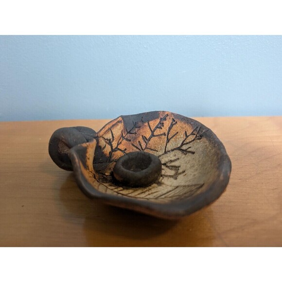 Vintage Stoneware Pottery Dish, Leaf Wall Hanging - Picture 1 of 10